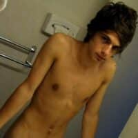 Homme bien membre 200x200 - Homme Gay bien membré
