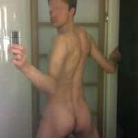 Male cherche homme gay a masser sur Villeneuve dAscq 200x200 - Homme Gay Villeneuve-d'Ascq