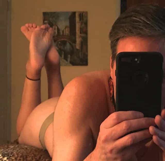 beau mec gay celibataire pour du sexe hot - Beau mec gay célibataire